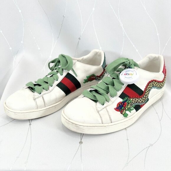 Gucci White Sneakers with Green Laces and Dragon Embroidery - Picture 2 of 14